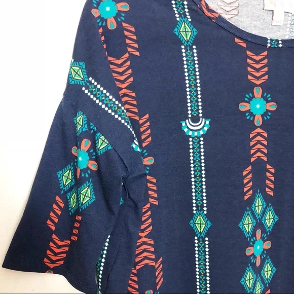 Lularoe Irma Top Aztec Print Blue Size XXS - Picture 3 of 6
